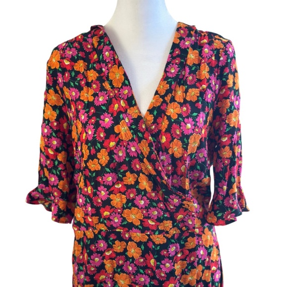 Zara Floral Wrap Dress NWT - Picture 3 of 4